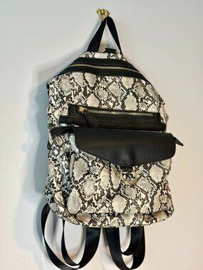 DREAM CONTROL Multi-function Backpack in "Snakeskin" print.  NWT